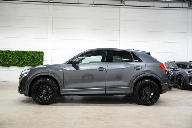 Audi Q2 35 TFSI S Edition * Fabrieksgarantie - Virtual - Matrix - Camera - Keyless - 19" - Blind Spot - App *