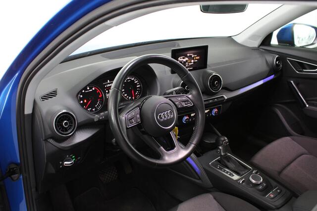 Audi Q2 1.4 TFSI CoD #limited Automaat / Carplay / PDC achter / Ambiance verlichting / Cruise control / Led /