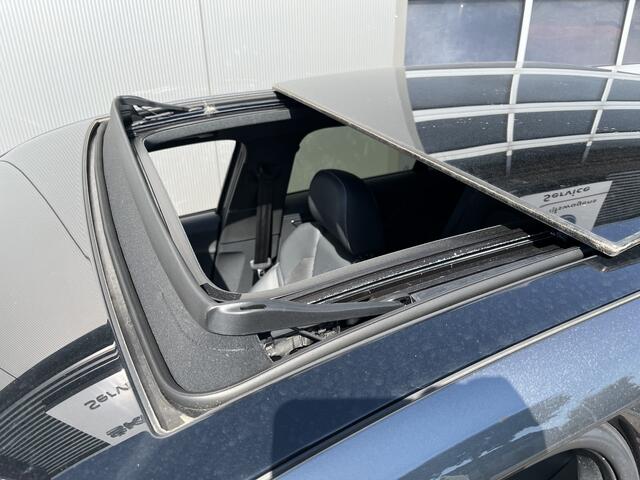 Audi Q2 35 TFSI S-Line / AUTOMAAT/ GARANTIE TM 07-2029/ PANO/ 2X S-LINE/ ACC/ PARK.SENSOREN V+A/ CAMERA/ SMARTPHONE INTERFACE/ STOELVERWARM./ ELEK.ACHTERKLEP/ KEYLESS/ DIGITAL DASH/ NAVI/ DAB/ CLIMA/ LED/ 17'' LMV