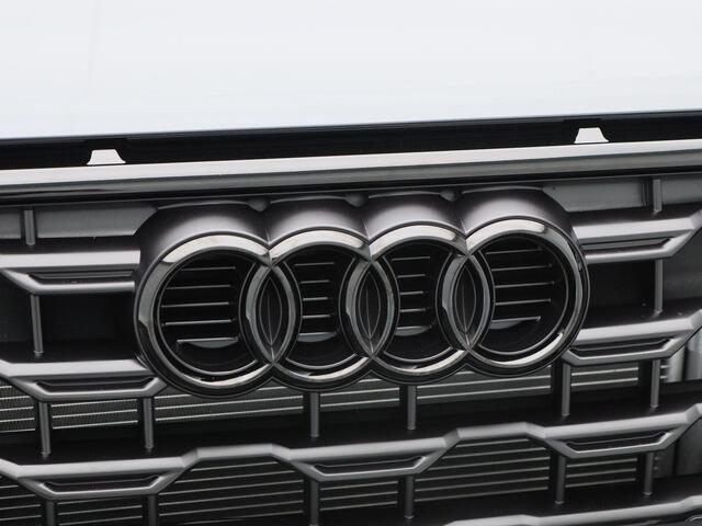Audi Q2 35 TFSI Advanced edition | 17 inch | Zwart optiek | Elektrische achterklep | Trekhaak | Led |