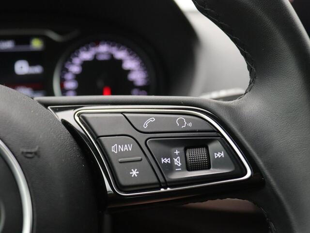 Audi Q2 35 TFSI Advanced edition 150PK S-Tronic Trekhaak, Achteruitrijcamera, Keyless, Elektr. Achterklep, Matrix LED-Verlichting, Stoelverwarming, 17" LM Velgen, Adaptieve Cruise Control