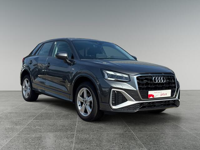 Audi Q2 35 150pk TFSI S Edition Parkeerhulp plus | Achteruitrijcamera | Stoelverwarming voorin