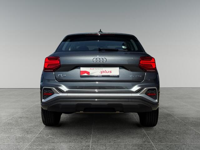 Audi Q2 35 150pk TFSI S Edition Parkeerhulp plus | Achteruitrijcamera | Stoelverwarming voorin