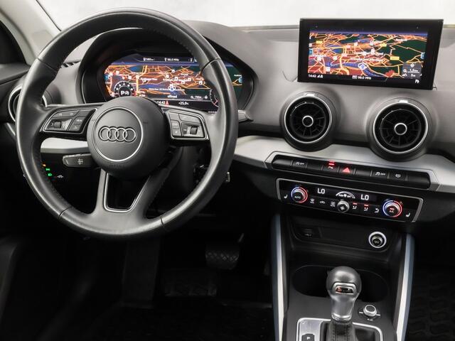 Audi Q2 35 TFSI S-Tronic Sport 150Pk Automaat (VIRTUAL COCKPIT, APPLE CARPLAY, GROOT NAVI, CLIMATE, STOELVERWARMING, SPORTSTOELEN, PARKEERSENSOREN, CRUISE, NIEUWSTAAT)