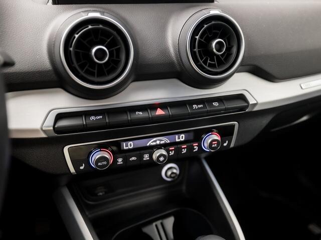 Audi Q2 35 TFSI S-Tronic Sport 150Pk Automaat (VIRTUAL COCKPIT, APPLE CARPLAY, GROOT NAVI, CLIMATE, STOELVERWARMING, SPORTSTOELEN, PARKEERSENSOREN, CRUISE, NIEUWSTAAT)