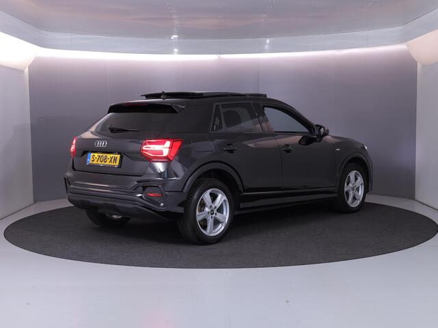 Audi Q2 35 TFSI S Edition 150 pk S-tronic | Navigatie | Panoramadak | Parkeersensoren achter | Autom. airco | Stoelverwarming | S-Line |
