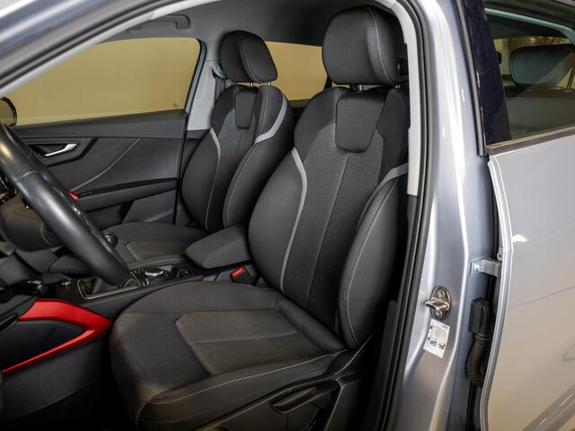 Audi Q2 30 TFSI S-Line Edition / 116pk / Trekhaak / Stoelverwarming /
