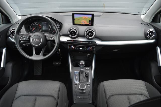 Audi Q2 35 TFSI CoD | AUTOMAAT | TREKHAAK | CAMERA | STOELVERWARMING |