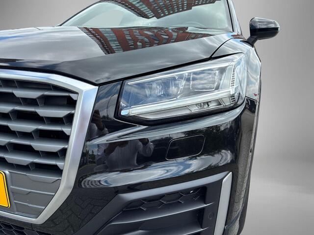 Audi Q2 35 TFSI CoD 150pk S line Edition · Trekhaak · Adaptive Cruise Control · Afgevlakt stuurwiel · Elek. inklap. buitenspiegels · Navigatie · Clima · Parkeersensoren V+A ·