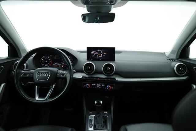 Audi Q2 35 TFSI S Edition | Black Line | | Rijklaar! | Adapt. Cruise | Leder | Keyless | Camera | Apple CarPlay | Stoelverw. | All Season