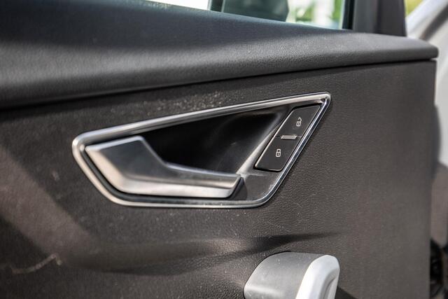 Audi Q2 1.0TFSI, S-Line, Pano, Leder, ACC, Led.