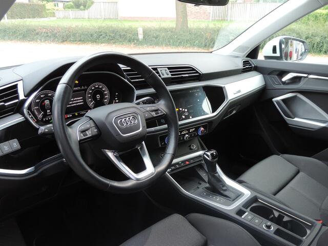 Audi Q3 45 TFSI e PHEV S-tronic - Memory | ACC | Camera | Parkeer pakket | Led | Virtual | Elektr. klep
