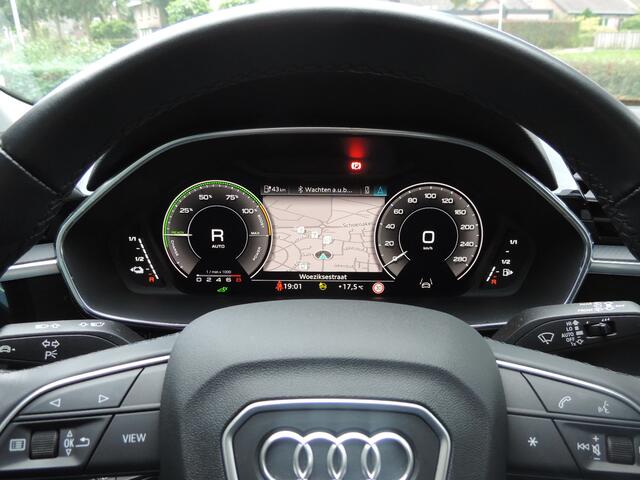 Audi Q3 45 TFSI e PHEV S-tronic - Memory | ACC | Camera | Parkeer pakket | Led | Virtual | Elektr. klep