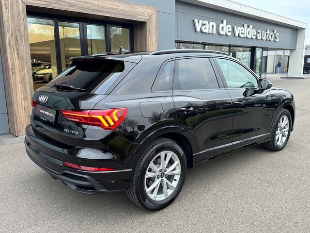 Audi Q3 35 TFSI S-line | Panoramadak | Trekhaak | Camera | Elek. Achterklep | Rijklaar incl. garantie