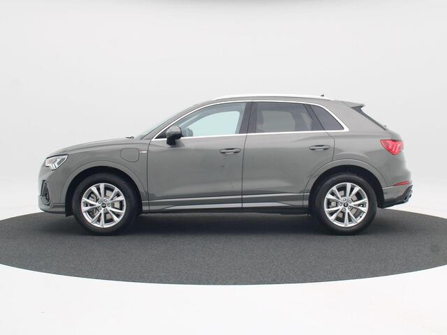 Audi Q3 45 TFSi e 245 Pk Automaat S-Line | Full LED | Trekhaak | 18 Inch | Adaptive Cruise | Sportstoelen | Navigatie | 7.928 Km!!