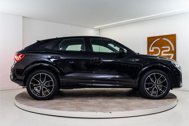 Audi Q3 Sportback 45 TFSI e 2x S-Line 245PK | Virtual Cockpit | Carplay | Matrix | ACC+Dodehoek | 12 MND Garantie