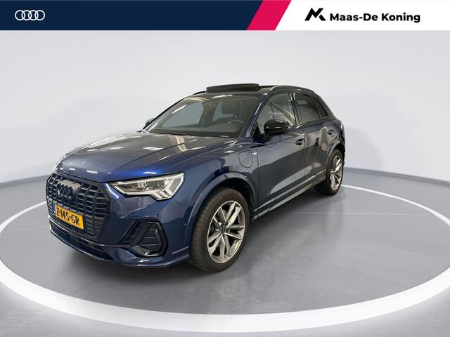 Audi Q3 45 TFSI e S edition · Panoramadak · Camera · Keyless · Dodehoeksensor · Elek. Achterklep · Smartphone Interface · 19'' Inch · Garantie t/m 04-04-2028 of 100.000km