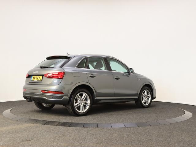Audi Q3 1.4 TFSI 150pk S-Line | Panorama dak | Stoelverwarming |