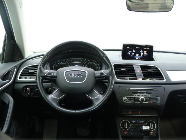 Audi Q3 1.4 TFSI 150pk S-Line | Panorama dak | Stoelverwarming |