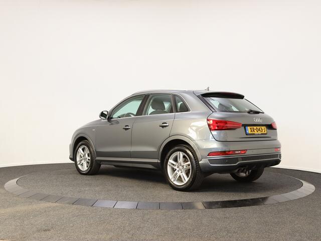 Audi Q3 1.4 TFSI 150pk S-Line | Panorama dak | Stoelverwarming |
