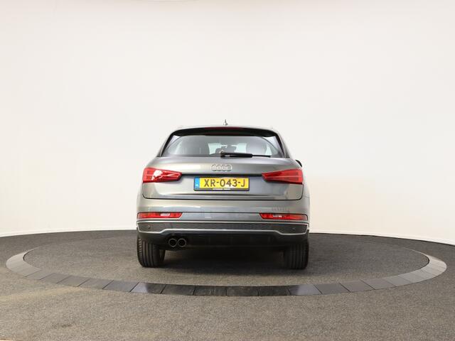 Audi Q3 1.4 TFSI 150pk S-Line | Panorama dak | Stoelverwarming |