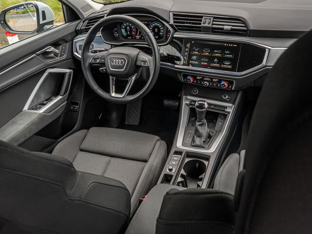 Audi Q3 45 TFSI e Advanced edition 19 INCH CAMERA BLACK OPTIC PRIVACY GLASS FULL LED VIRTUAL DASH