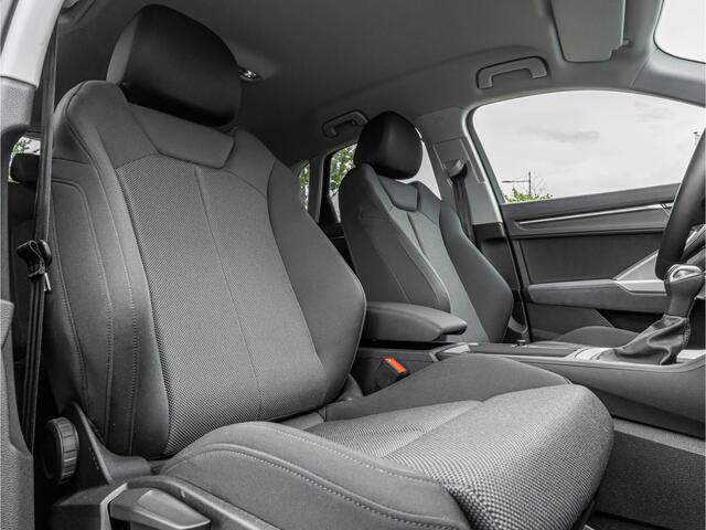 Audi Q3 45 TFSI e Advanced edition 19 INCH CAMERA BLACK OPTIC PRIVACY GLASS FULL LED VIRTUAL DASH