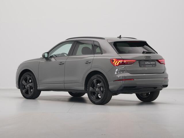 Audi Q3 35 TFSI 150 pk S-Tronic Advanced edition Navi Side Assist Stoelverwarming Trekhaak Carplay