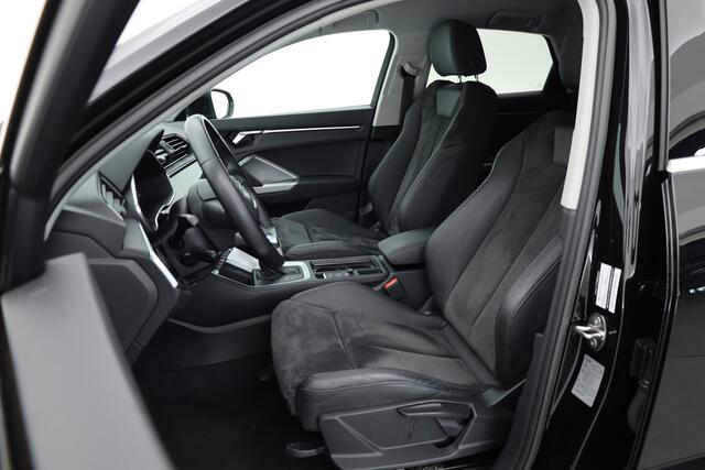 Audi Q3 Sportback 35 TFSI Business Edition | S Line | Navi | Afn. Trekhaak | Adapt. Cruise | Carplay | Camera | Stoelverw.
