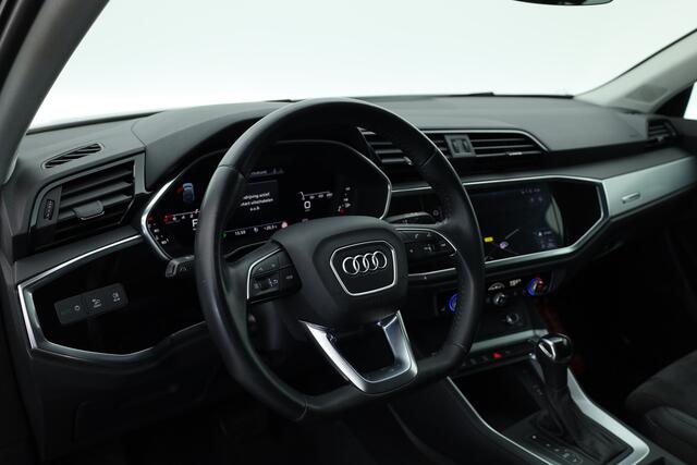 Audi Q3 Sportback 35 TFSI Business Edition | S Line | Navi | Afn. Trekhaak | Adapt. Cruise | Carplay | Camera | Stoelverw.