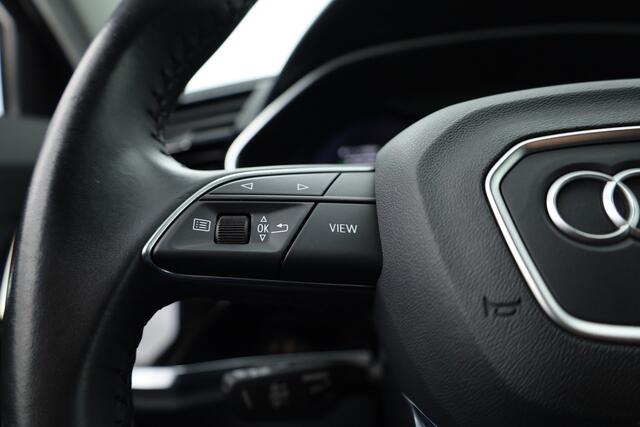 Audi Q3 Sportback 35 TFSI Business Edition | S Line | Navi | Afn. Trekhaak | Adapt. Cruise | Carplay | Camera | Stoelverw.