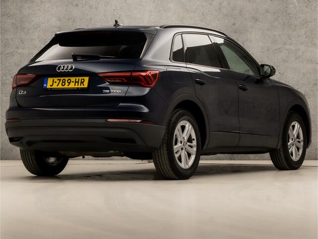 Audi Q3 35 TFSI Sport 150Pk (NIEUW MODEL, VIRTUAL COCKPIT, GROOT NAVI, CLIMATE, STOELVERWARMING, KEYLESS, SPORTSTOELEN, CRUISE, PARKEERSENSOREN, ELEK ACHTERKLEP, MATRIX LED KOPLAMPEN, NIEUWSTAAT)