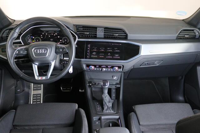 Audi Q3 Sportback 45 TFSI e 2x S-Line, 21", Virtual, Panoramadak, Navigatie, Matrix, Cruise Control