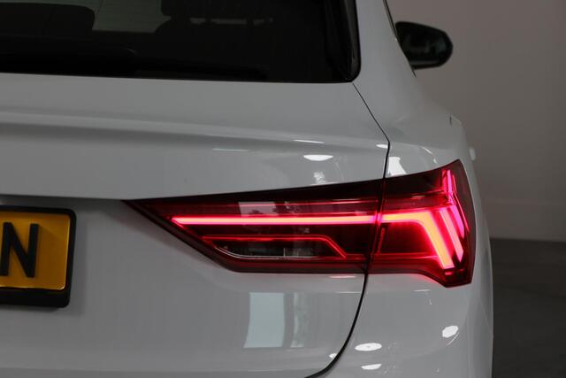 Audi Q3 Sportback 45 TFSI e 2x S-Line, 21", Virtual, Panoramadak, Navigatie, Matrix, Cruise Control