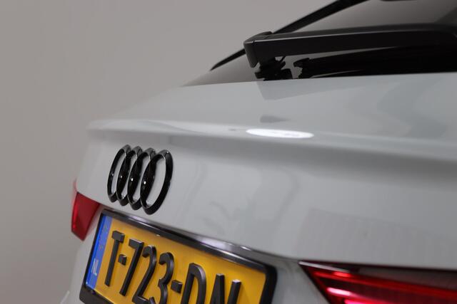 Audi Q3 Sportback 45 TFSI e 2x S-Line, 21", Virtual, Panoramadak, Navigatie, Matrix, Cruise Control