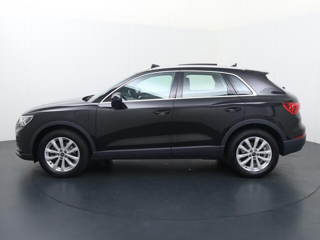 Audi Q3 45 TFSI e Advanced edition | 245 PK | SoH 94% | Panoramadak | 360 Graden camera's | Elek. achterklep |