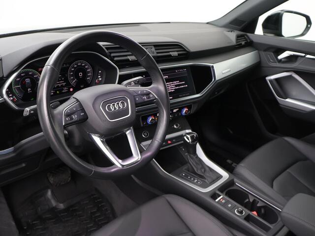 Audi Q3 45 TFSI e Advanced edition | 245 PK | SoH 94% | Panoramadak | 360 Graden camera's | Elek. achterklep |