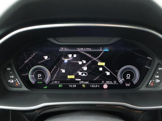 Audi Q3 45 TFSI e Advanced edition | 245 PK | SoH 94% | Panoramadak | 360 Graden camera's | Elek. achterklep |
