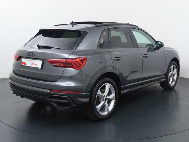 Audi Q3 45 TFSI e S edition | 245 PK | SoH 88% | Panoramadak | Achteruitrijcamera | Elek. achterklep | S line |