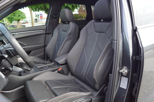 Audi Q3 35 TFSI S-line Pano/Leer/Virtual/Camera/20 inch/Ambiente/LED
