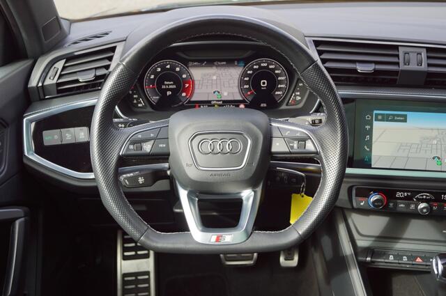 Audi Q3 35 TFSI S-line Pano/Leer/Virtual/Camera/20 inch/Ambiente/LED