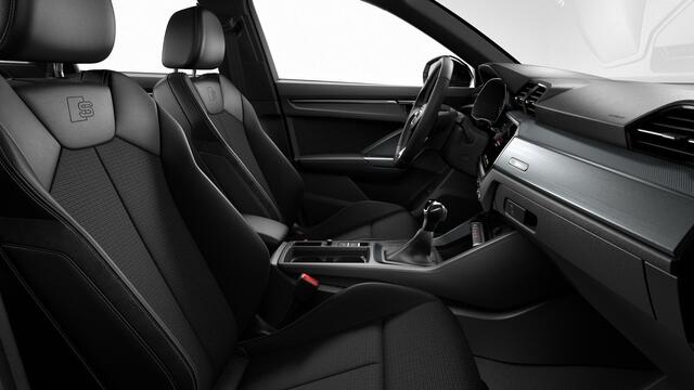 Audi Q3 45 TFSI e S edition Interieur S Line - Sportstoelen - Parkeerhulp plus - Achteruitrijcamera - Comfortsleutel - Achterklep automatisch - Cruise control - Hill hold assist - Verkeersbordenherkenning - Audi drive select -