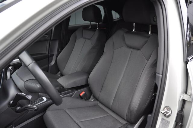 Audi Q3 Sportback 45 TFSI E quattro S-Edition Black Optic, El.Stoelverst