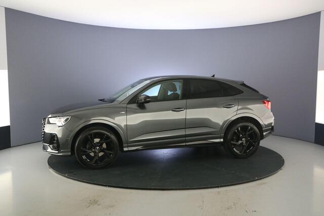 Audi Q3 Sportback 35 TFSI S Edition | Pano | Virtual cockpit | Camera | Led | ACC | Stoelverwarming |