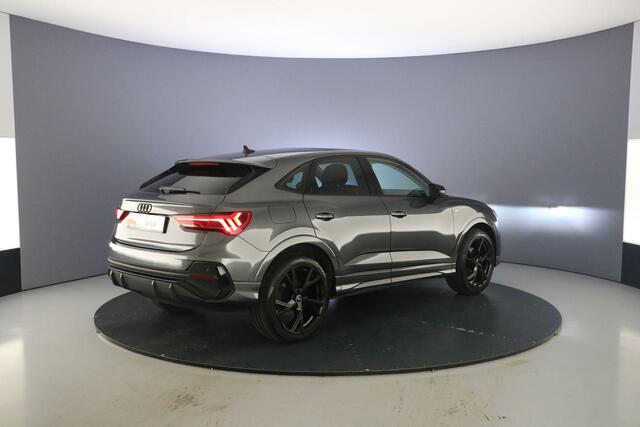 Audi Q3 Sportback 35 TFSI S Edition | Pano | Virtual cockpit | Camera | Led | ACC | Stoelverwarming |
