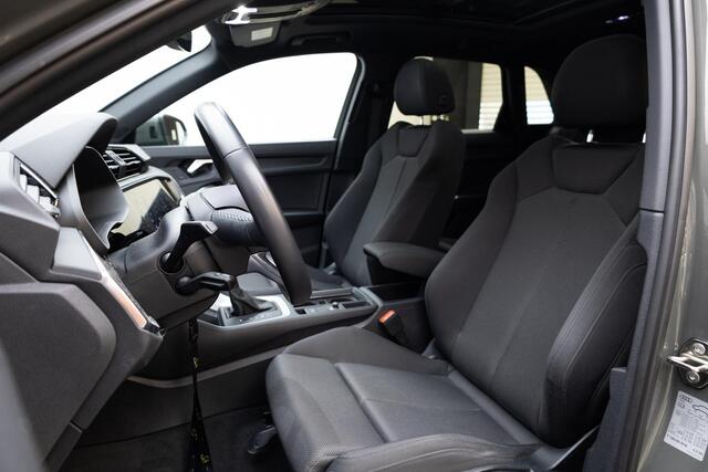 Audi Q3 35 TFSI Pro Line S | Panoramadak | Trekhaak |