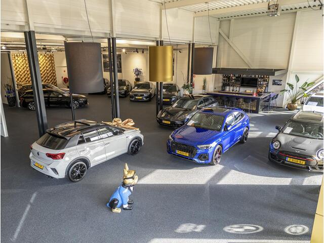 Audi Q3 35 TFSI 150pk S-line Panoramadak *BTW* Virtual cockpit Camera Sportstoelen Navigatie