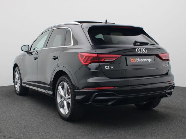 Audi Q3 35 TFSI S Line Pro Line 150PK S-Tronic Pano-Schuifdak, Side Assist, Cruise Controle, Stoelverwarming, Achteruitrijcamera, Matrix-LED Verlichting, Trekhaak, 19" LM Velgen