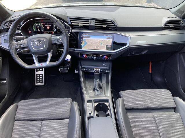 Audi Q3 Sportback 45 TFSIe 180kW/245PK S Edition · Panoramadak · Dodehoeksensor · Camera + Parkeersensoren