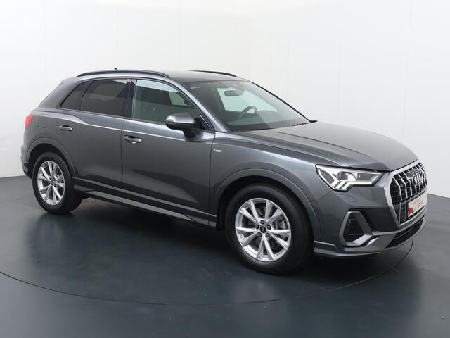 Audi Q3 40 TFSI quattro S edition | 190 PK | Automaat | Trekhaak | Matrix LED koplampen | B & O Geluidssysteem | Elektr. bedienbare stoelen met memory